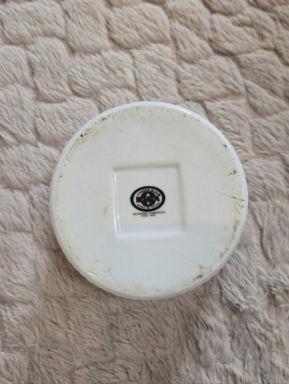 Cordon Bleu White Ribbed Round Porcelain Ramekin - Picture 6 of 6